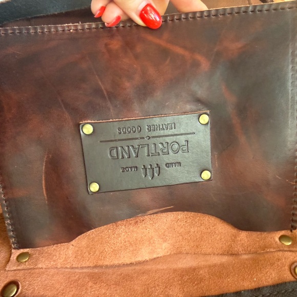 Portland Leather Goods- Large Tote in Lava - Picture 11 of 12